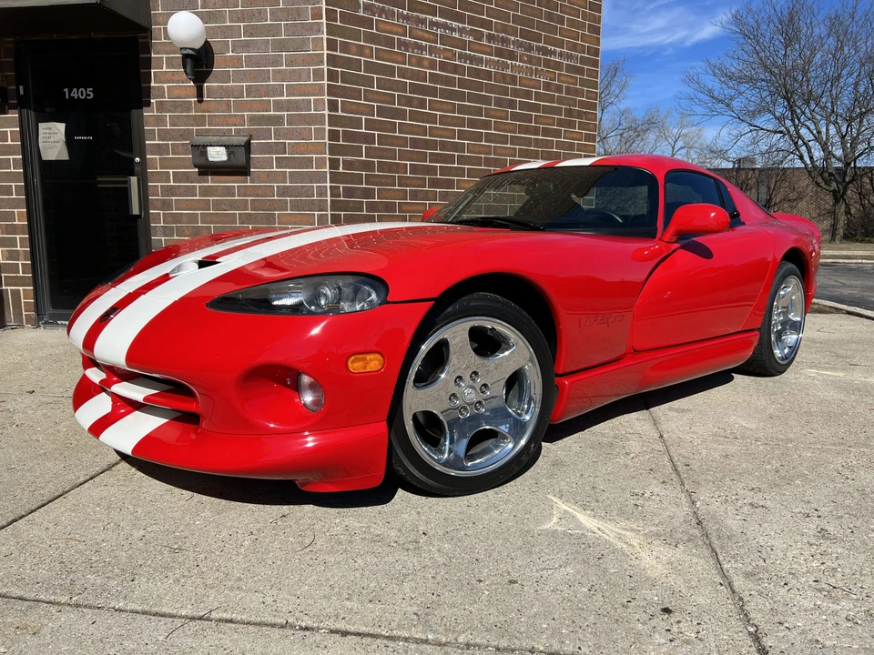 2002 Dodge Viper GTS 2nd Gen - Image 3 of 31