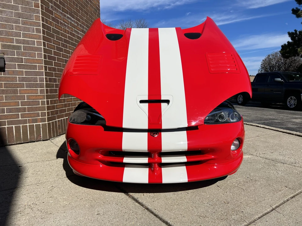2002 Dodge Viper GTS 2nd Gen - Image 18 of 31