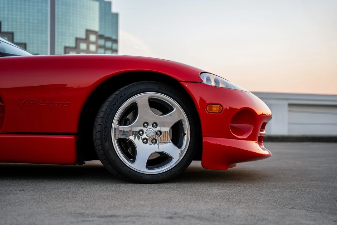 2002 Dodge Viper GTS 2nd Gen - Image 25 of 31