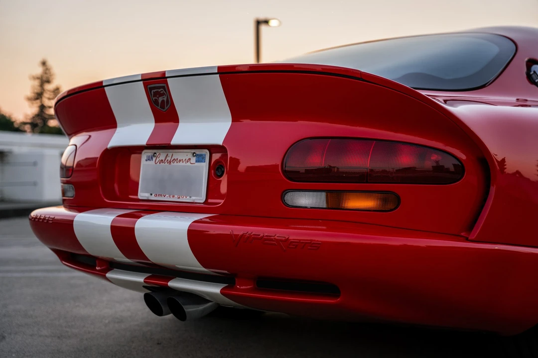 2002 Dodge Viper GTS 2nd Gen - Image 28 of 31