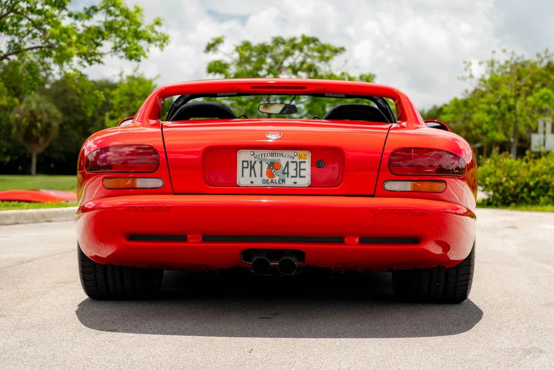 2002 Dodge Viper 2nd Gen - Image 12 of 31