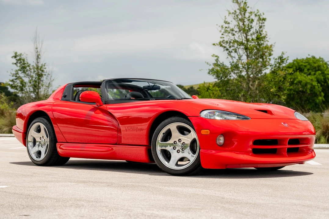 2002 Dodge Viper 2nd Gen - Image 9 of 31