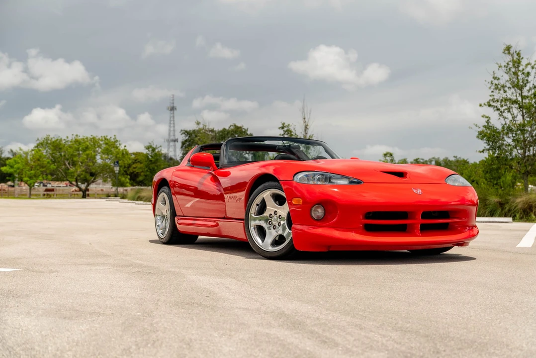 2002 Dodge Viper 2nd Gen - Image 5 of 31