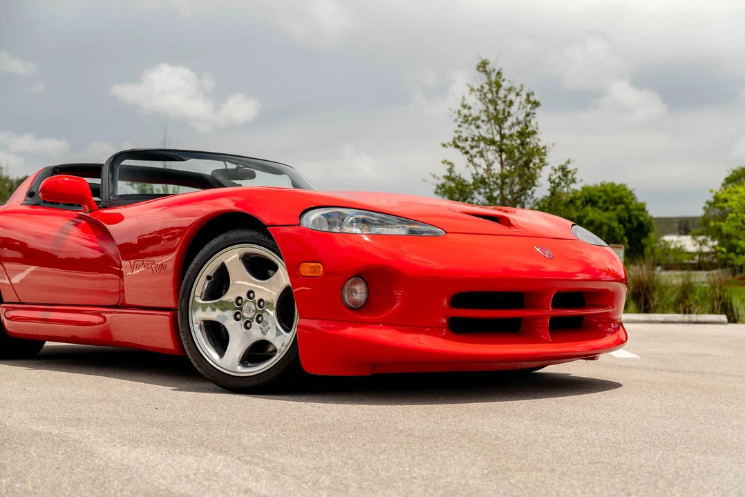 2002 Dodge Viper 2nd Gen - Image 19 of 31