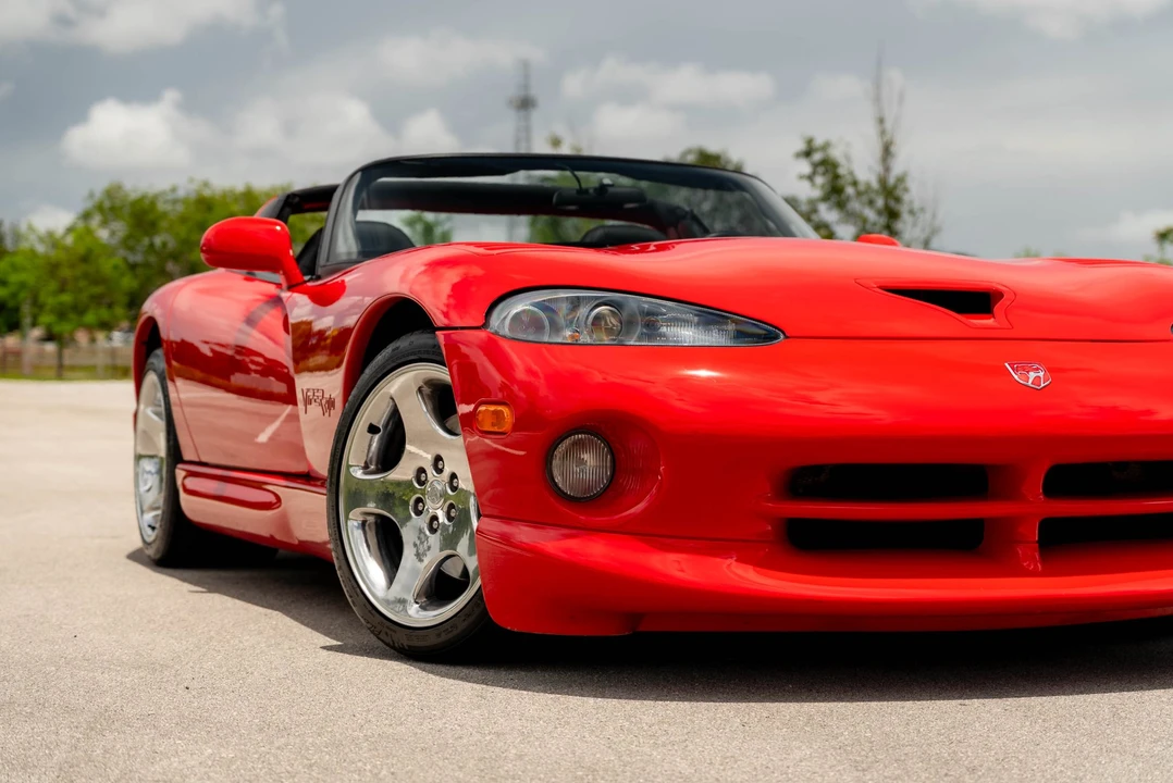 2002 Dodge Viper 2nd Gen - Image 20 of 31