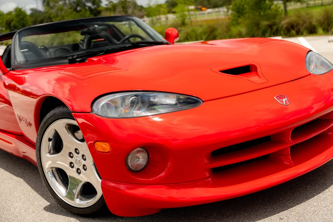 2002 Dodge Viper 2nd Gen - Image 21 of 31