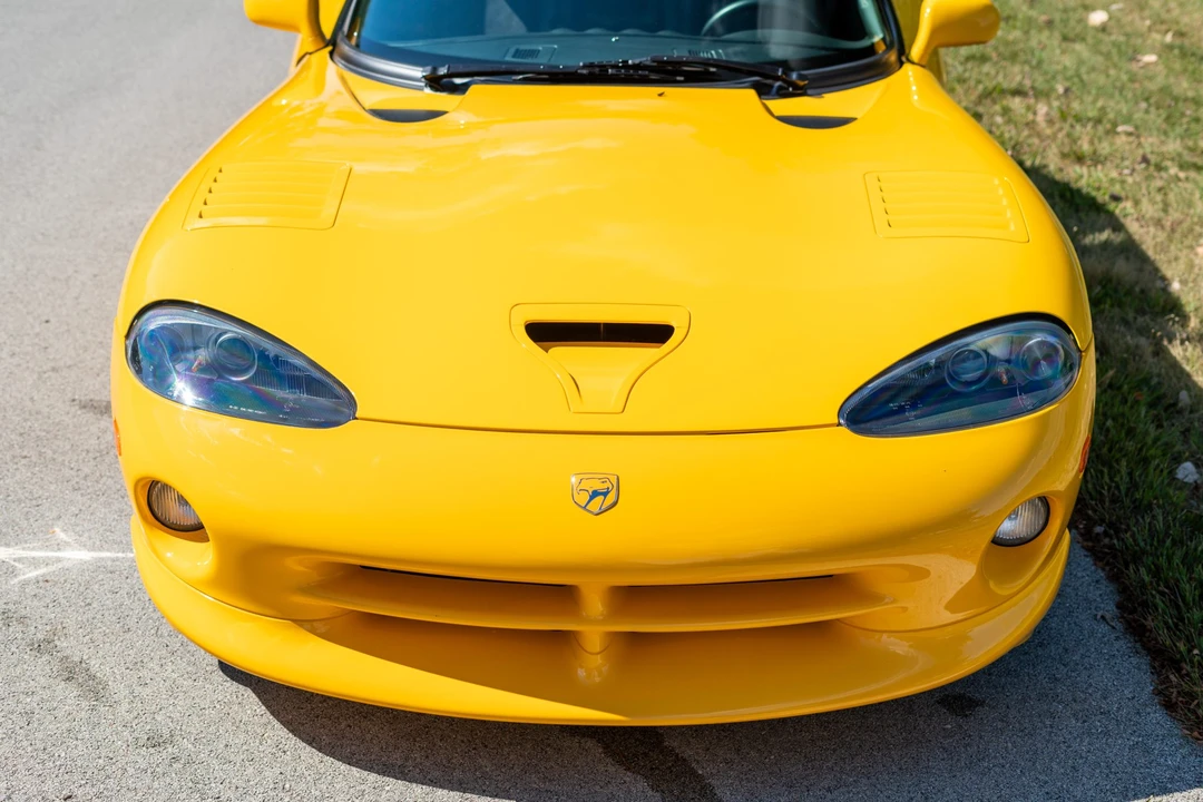 2002 Dodge Viper 2nd Gen - Image 13 of 31