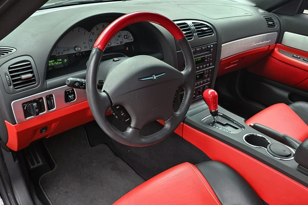 2002 Ford Thunderbird 11th Gen - Image 5 of 8