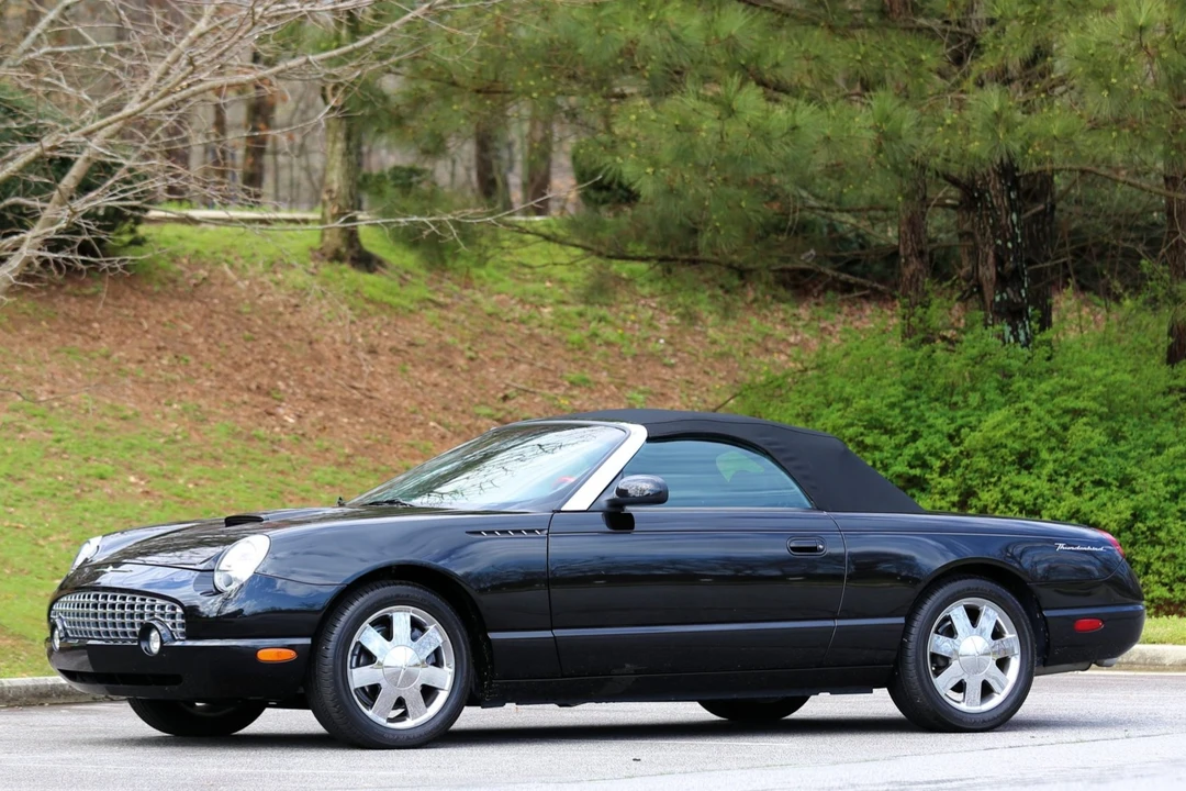 2002 Ford Thunderbird 11th Gen - Image 3 of 8