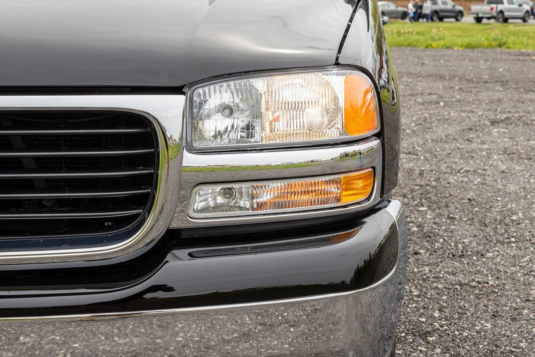 2002 GMC Sierra 2nd Gen - Image 13 of 31