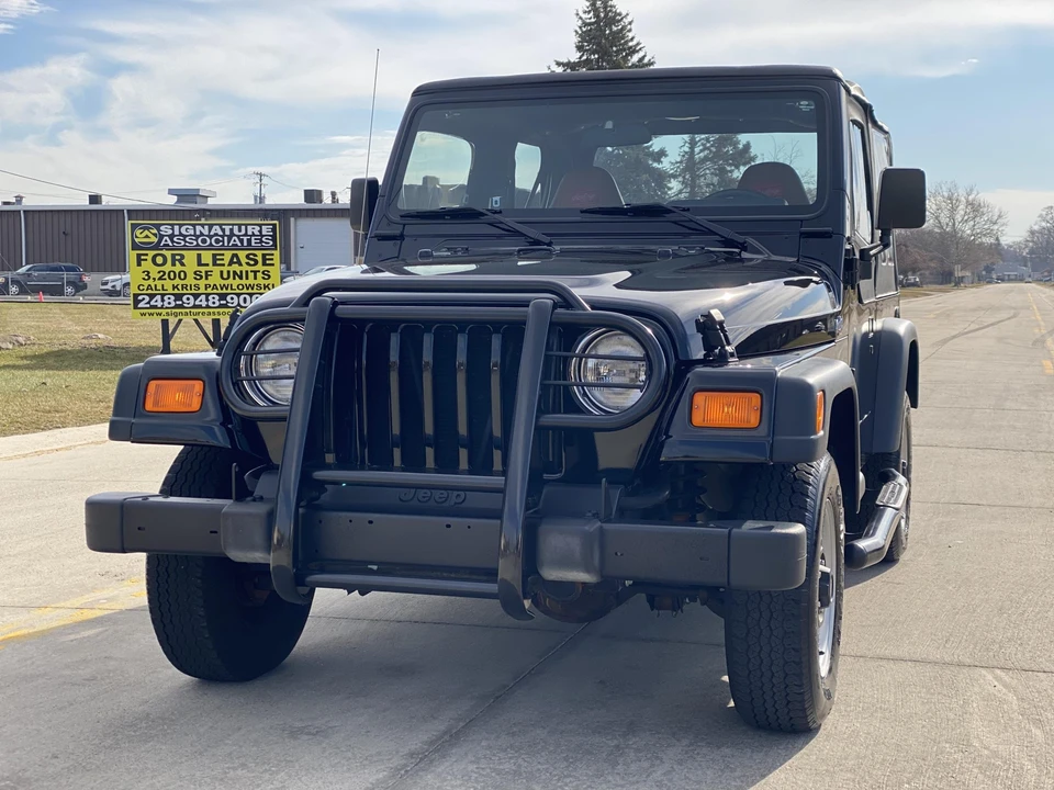 2002 Jeep TJ Wrangler - Image 2 of 31