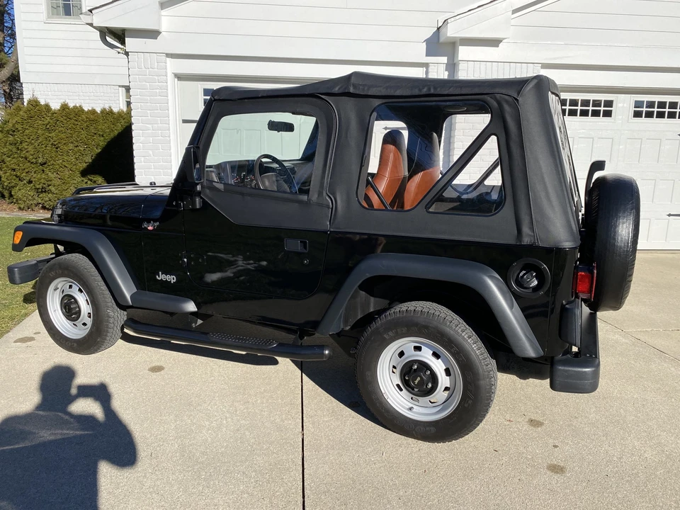 2002 Jeep TJ Wrangler - Image 25 of 31