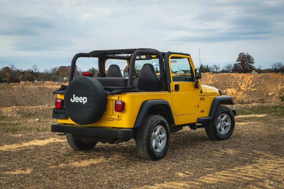 2002 Jeep TJ Wrangler - Image 17 of 31