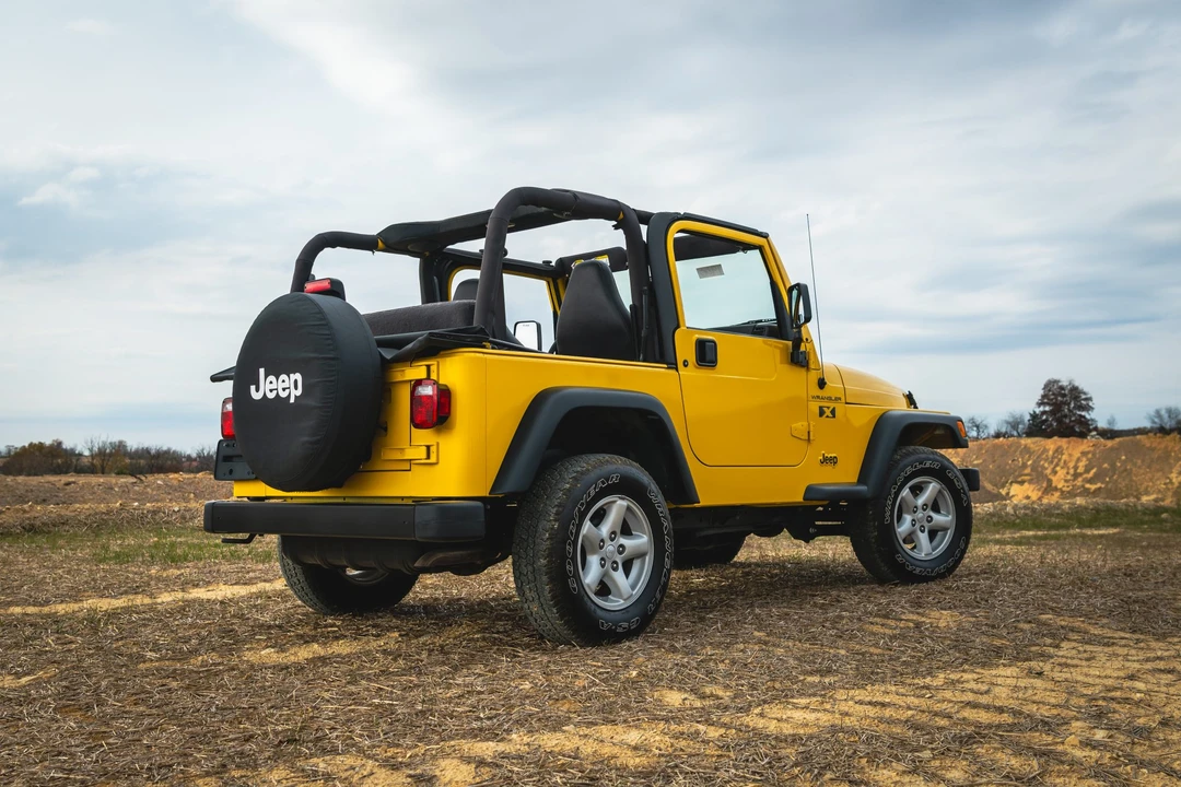 2002 Jeep TJ Wrangler - Image 18 of 31