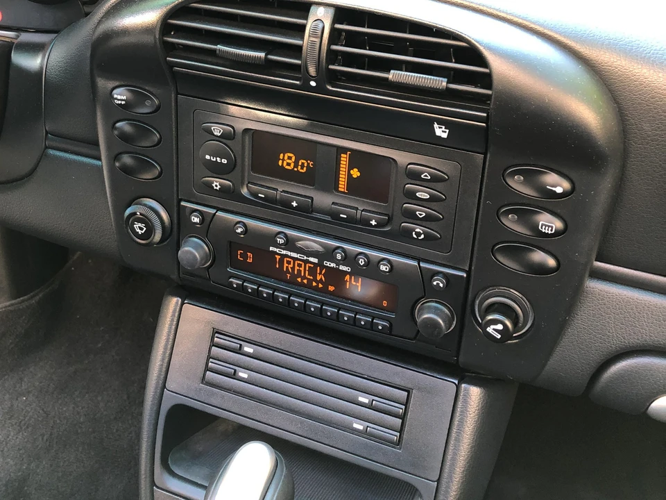 2002 Porsche 996 Carrera - Image 29 of 31