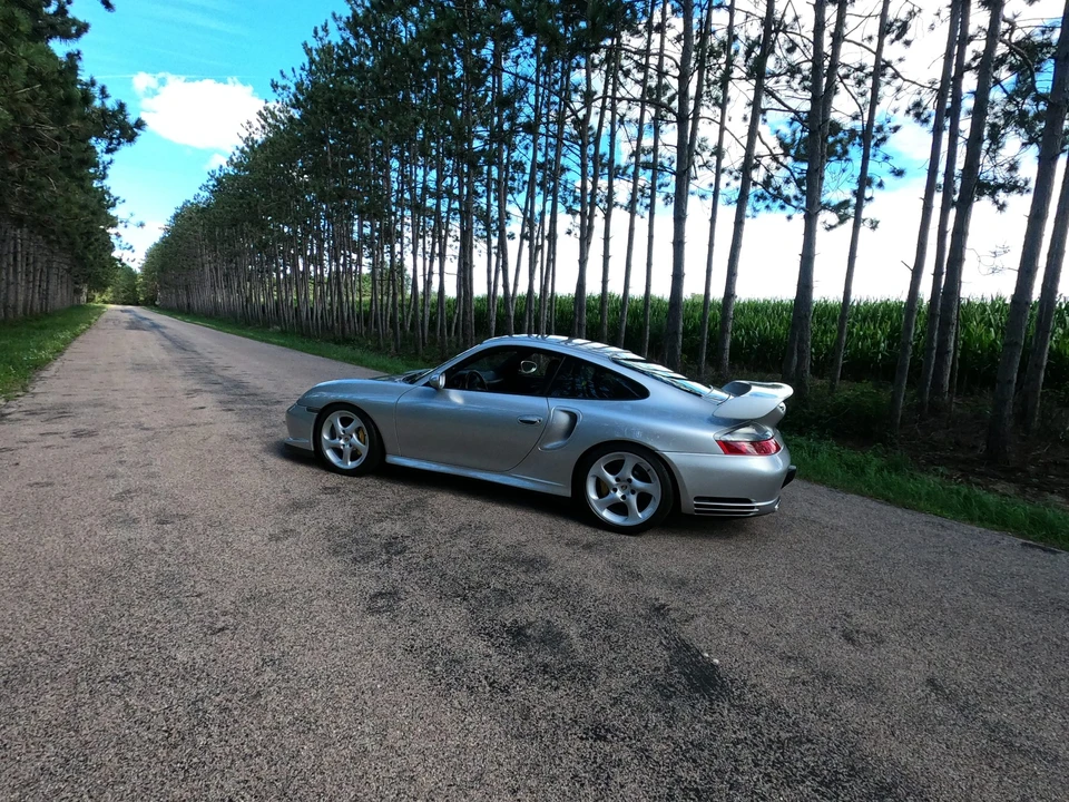 2002 Porsche 996 Turbo - Image 9 of 31