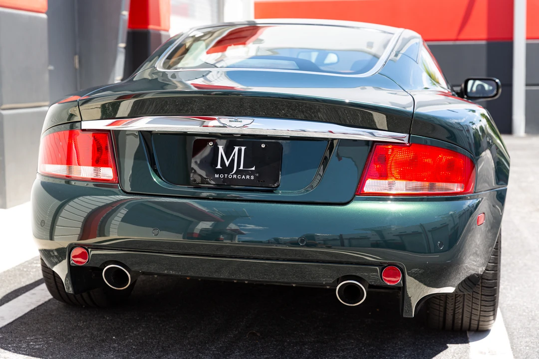 2003 Aston Martin Vanquish 1st Gen - Image 27 of 31