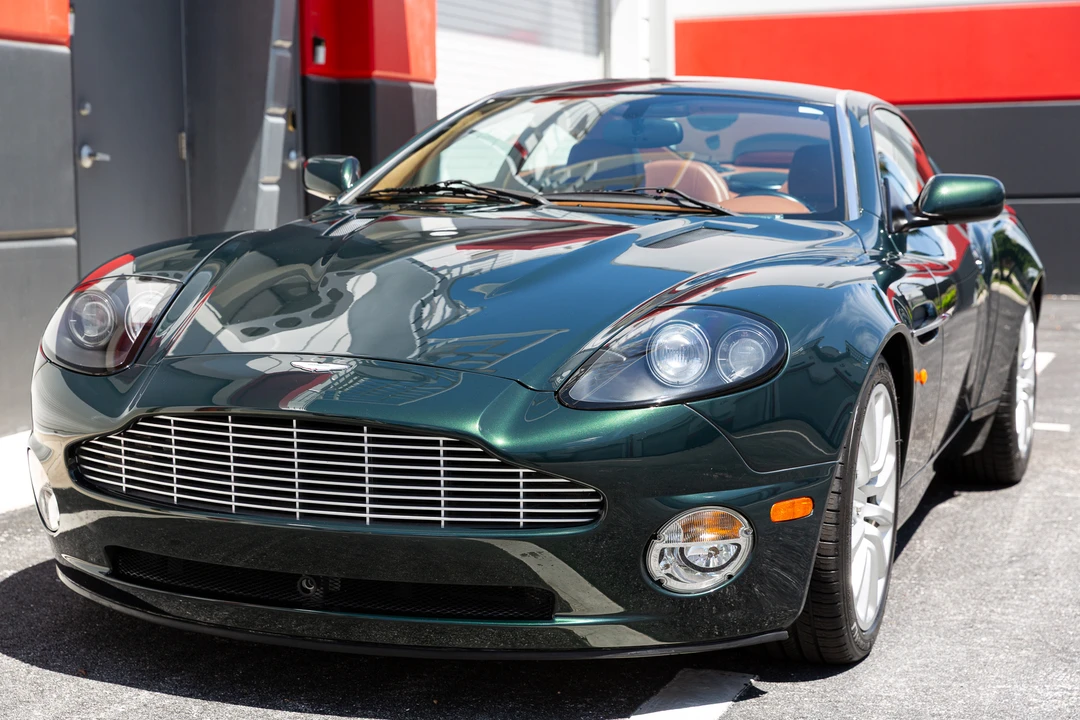 2003 Aston Martin Vanquish 1st Gen - Image 5 of 31