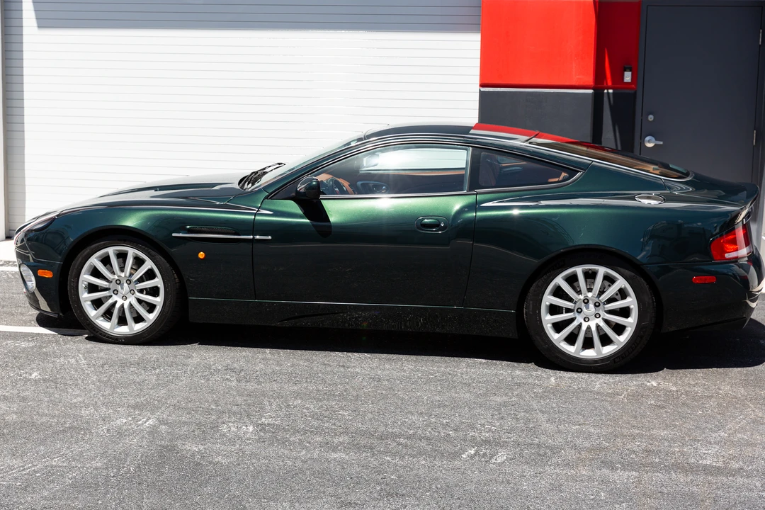 2003 Aston Martin Vanquish 1st Gen - Image 14 of 31