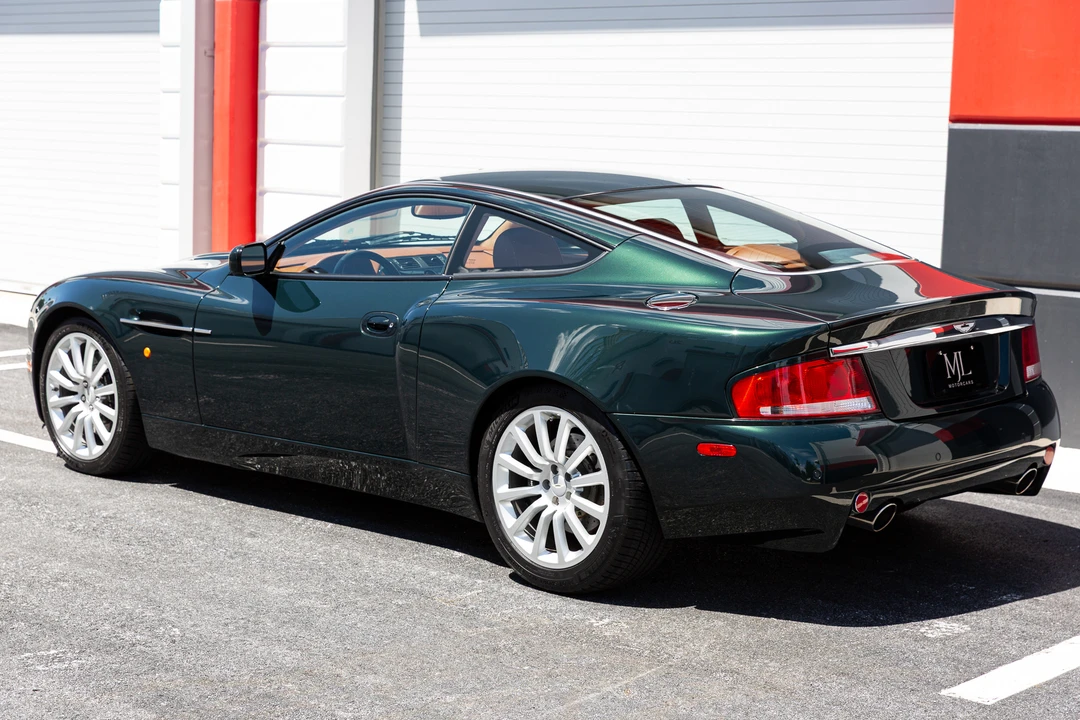 2003 Aston Martin Vanquish 1st Gen - Image 18 of 31