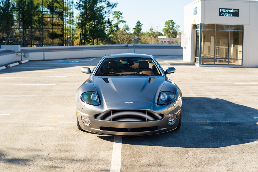 2003 Aston Martin Vanquish 1st Gen - Image 15 of 31
