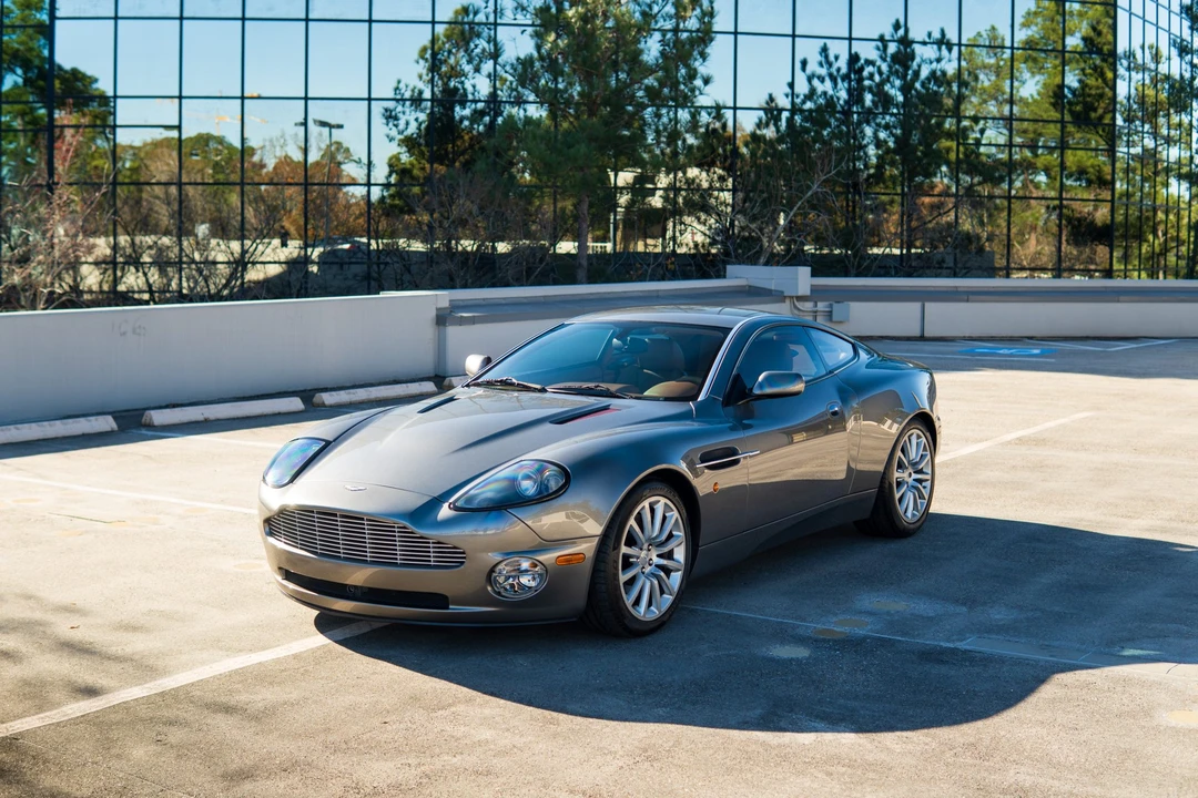2003 Aston Martin Vanquish 1st Gen - Image 3 of 31
