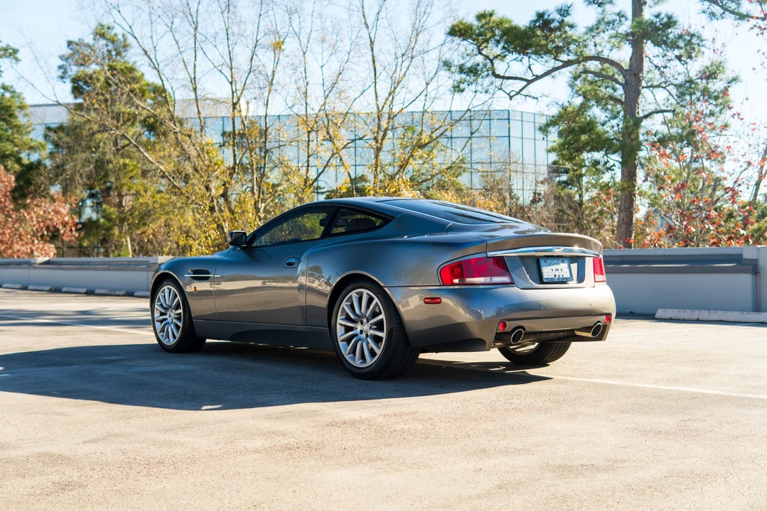 2003 Aston Martin Vanquish 1st Gen - Image 5 of 31