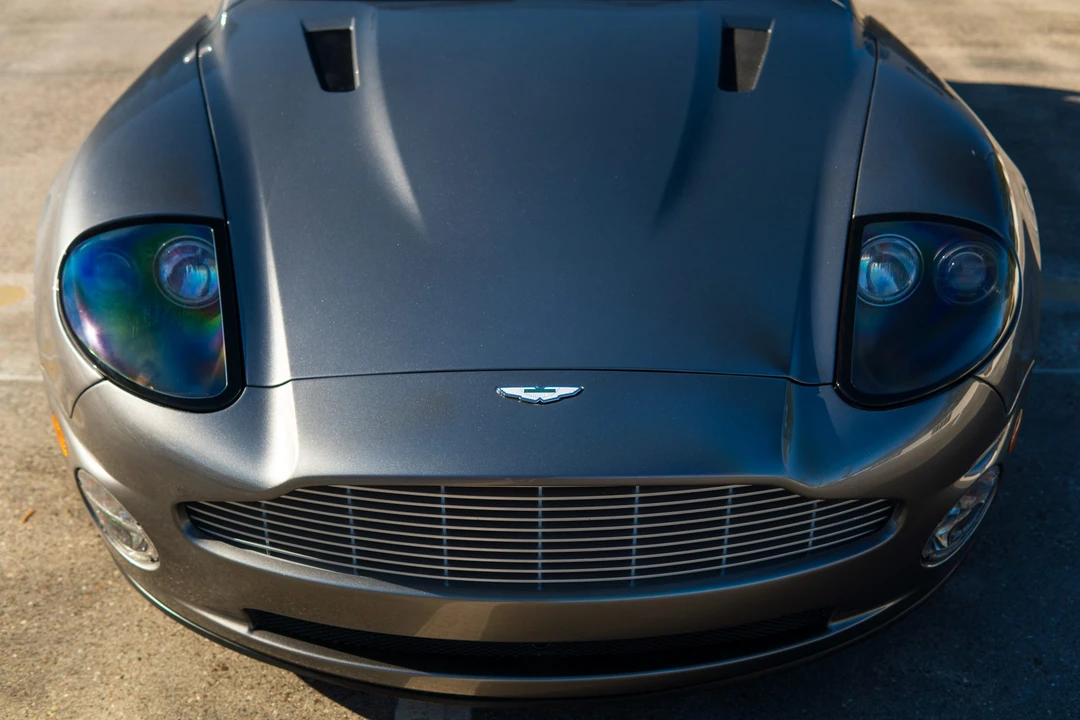 2003 Aston Martin Vanquish 1st Gen - Image 24 of 31