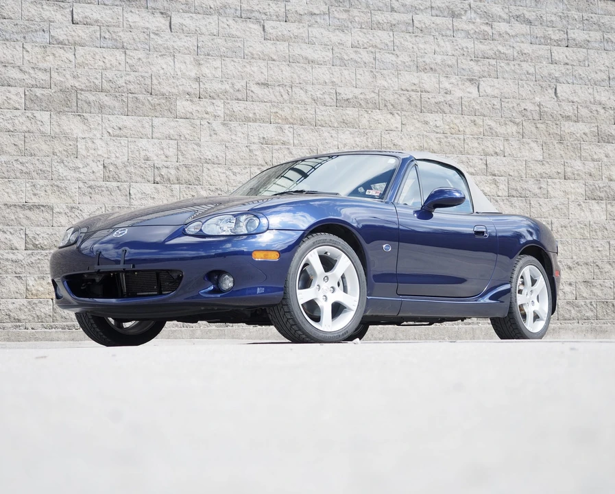 2003 Mazda NB MX-5 Miata - Image 3 of 31