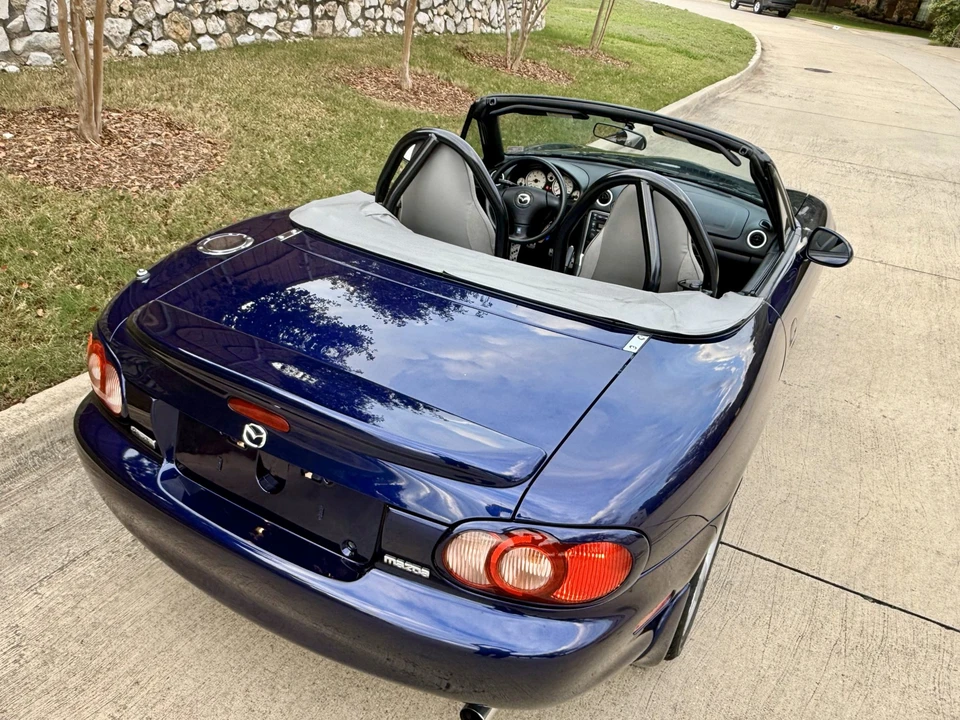 2003 Mazda NB MX-5 Miata - Image 18 of 31