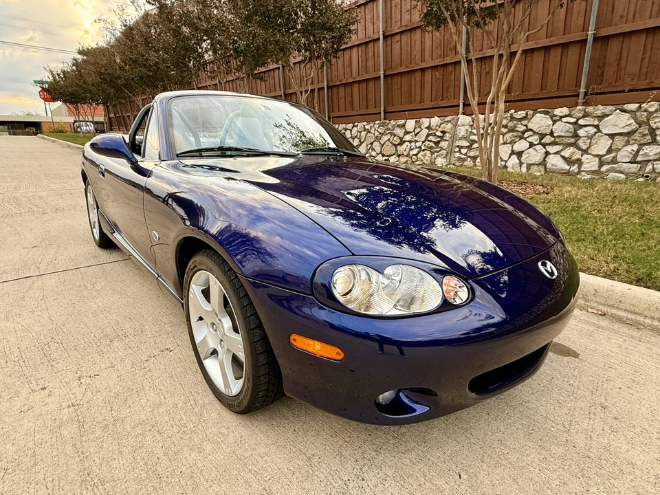 2003 Mazda NB MX-5 Miata - Image 5 of 31