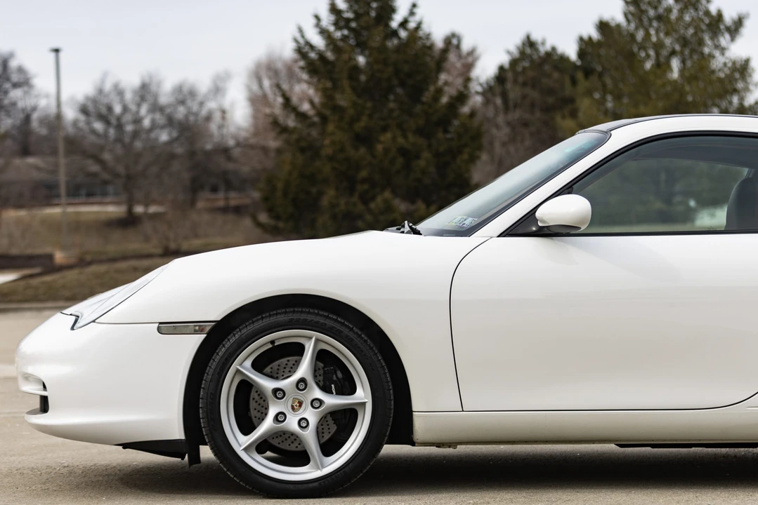 2003 Porsche 996 Carrera - Image 29 of 31