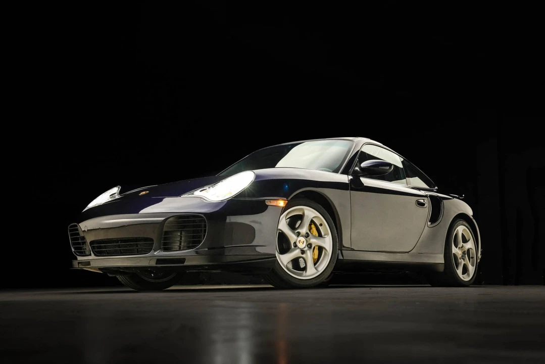 2003 Porsche 996 Turbo - Image 25 of 31