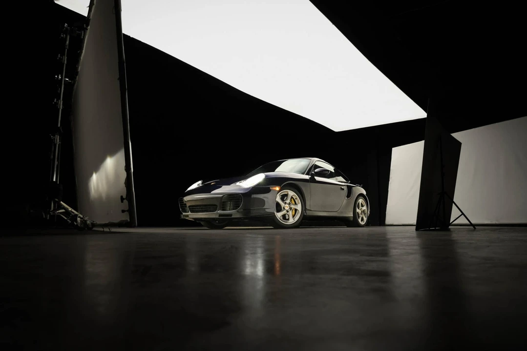 2003 Porsche 996 Turbo - Image 23 of 31
