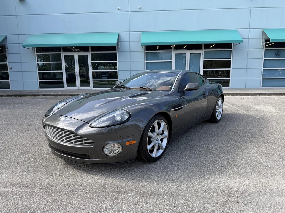 2004 Aston Martin Vanquish 1st Gen - Image 2 of 31