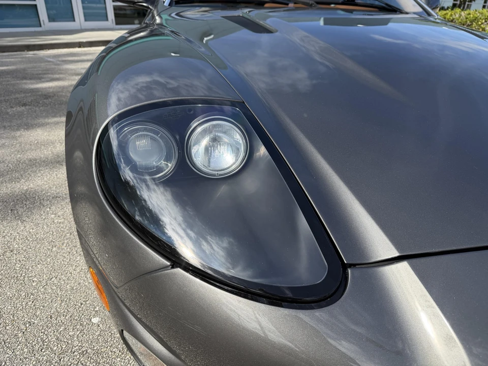2004 Aston Martin Vanquish 1st Gen - Image 17 of 31