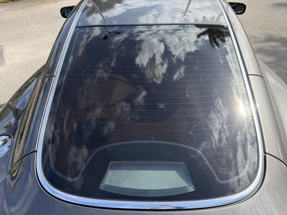 2004 Aston Martin Vanquish 1st Gen - Image 26 of 31