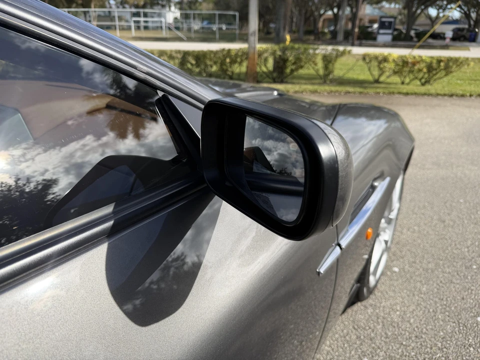 2004 Aston Martin Vanquish 1st Gen - Image 28 of 31