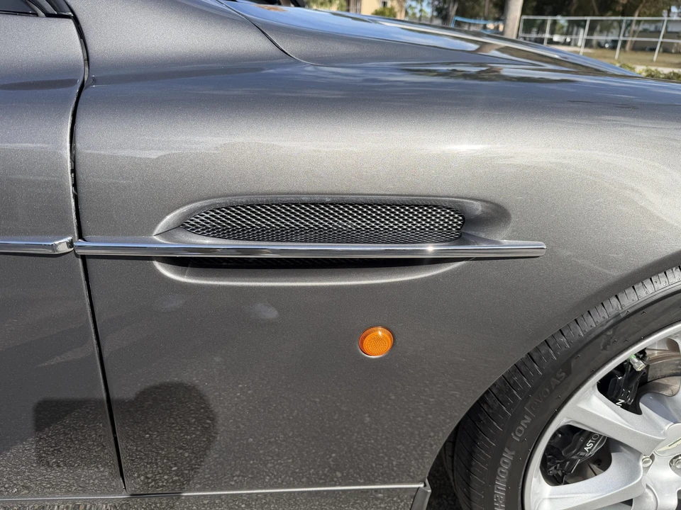 2004 Aston Martin Vanquish 1st Gen - Image 29 of 31
