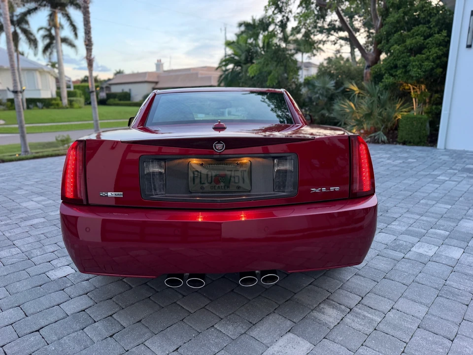 2004 Cadillac XLR - Image 8 of 31