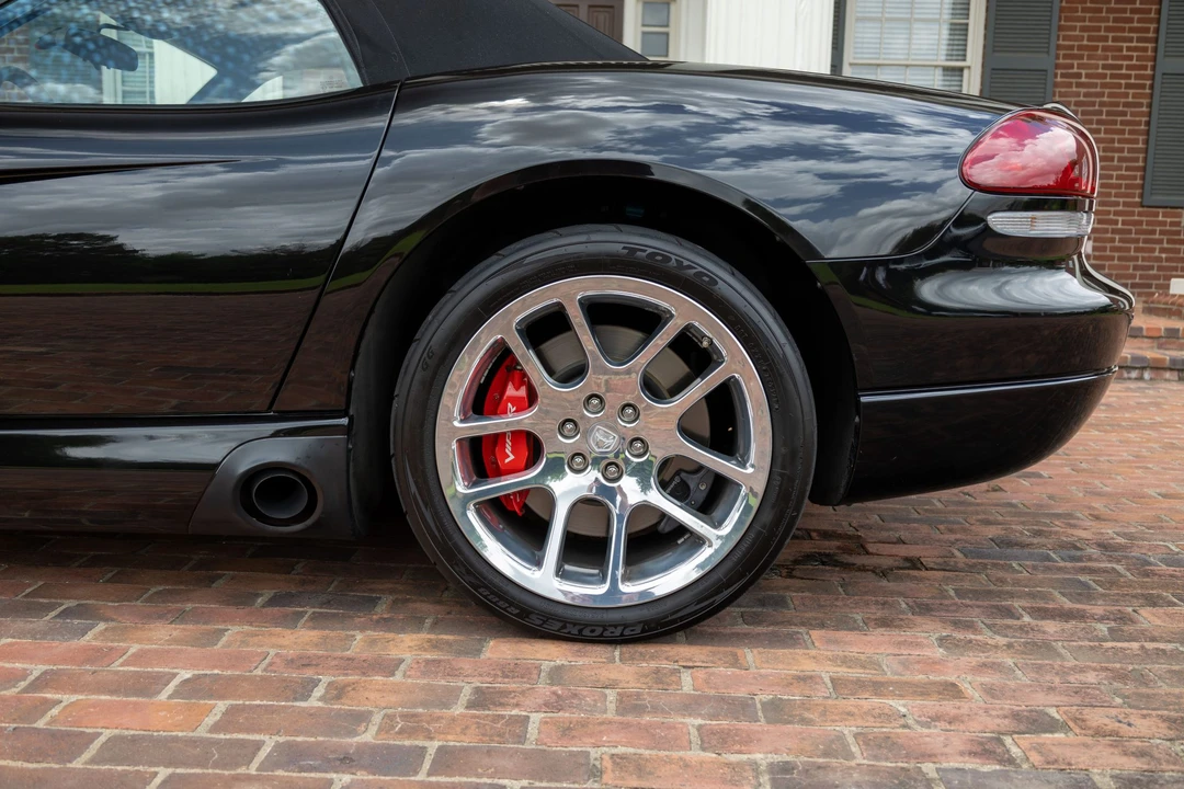 2004 Dodge Viper 3rd Gen - Image 26 of 31