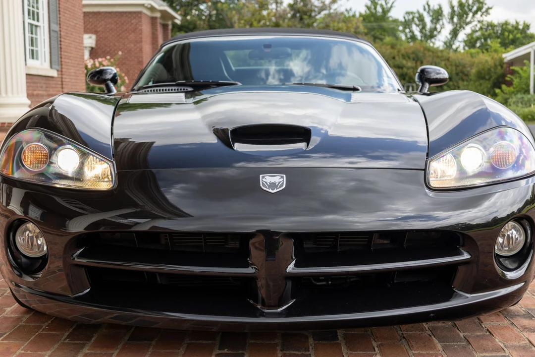 2004 Dodge Viper 3rd Gen - Image 13 of 31