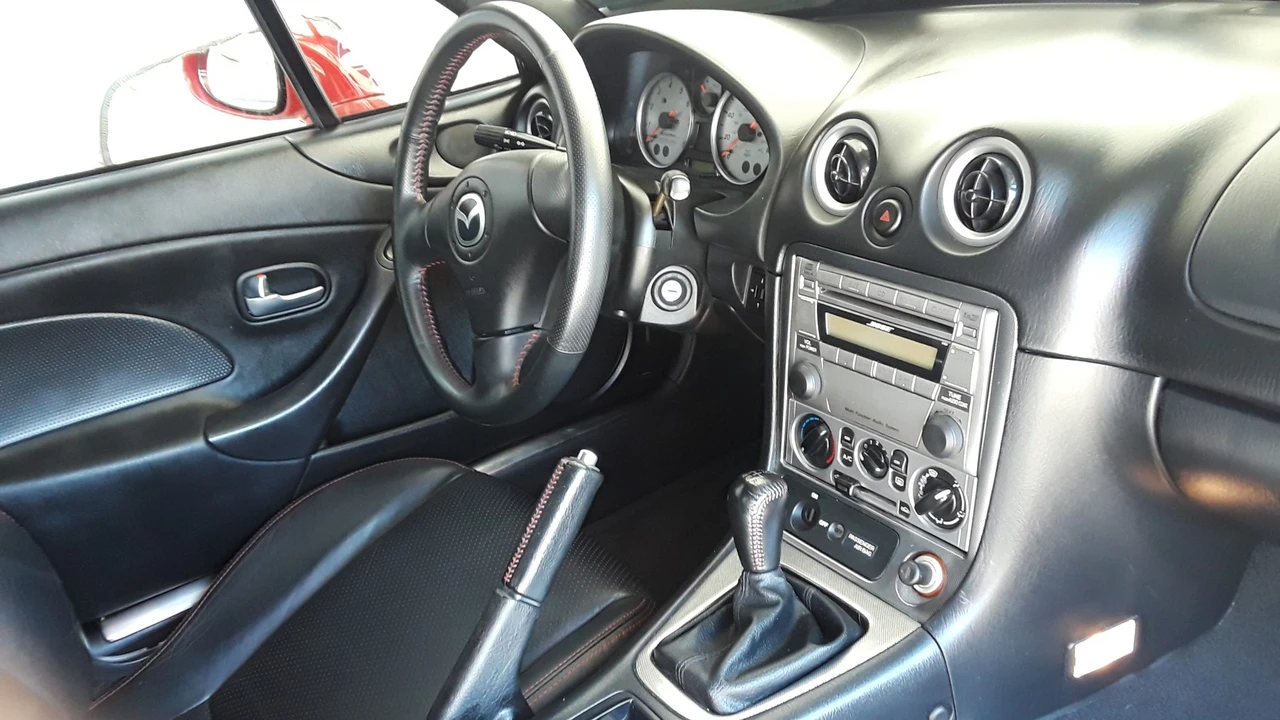 2004 Mazda NB Mazdaspeed MX-5 Miata - Image 29 of 31