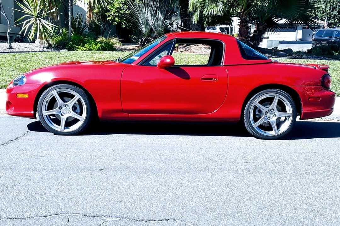 2004 Mazda NB Mazdaspeed MX-5 Miata - Image 2 of 31