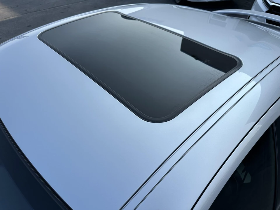 2004 Mazda RX-8 1st Gen - Image 30 of 31