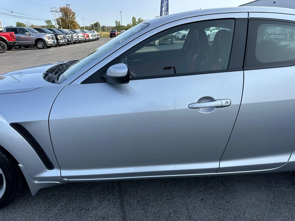 2004 Mazda RX-8 1st Gen - Image 26 of 31