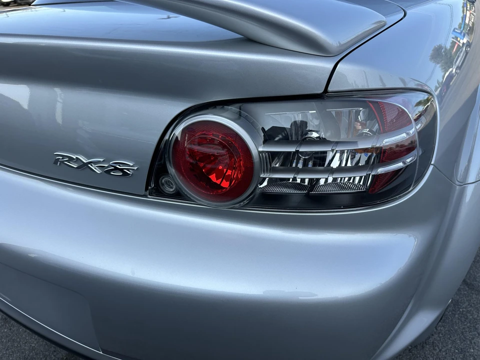 2004 Mazda RX-8 1st Gen - Image 25 of 31