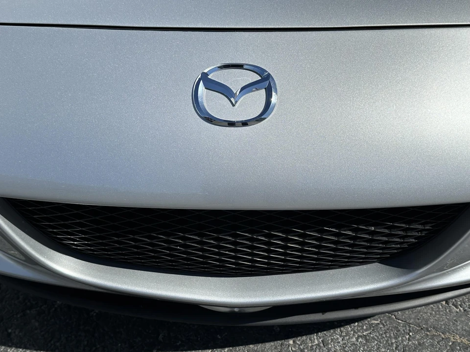 2004 Mazda RX-8 1st Gen - Image 27 of 31