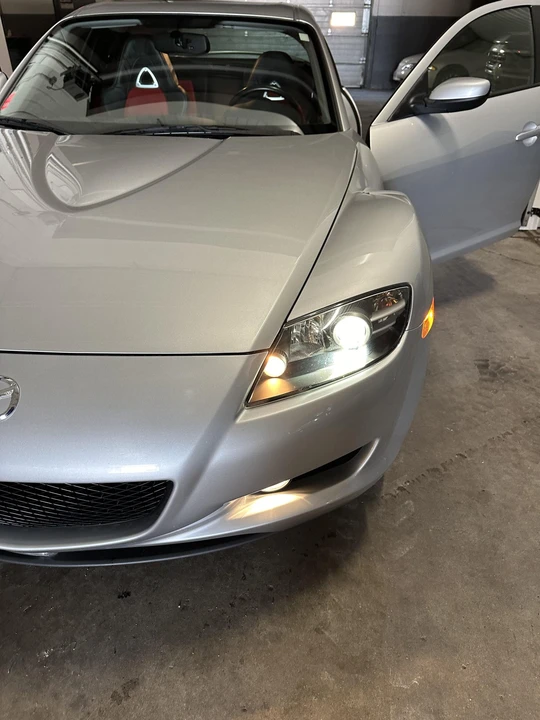 2004 Mazda RX-8 1st Gen - Image 26 of 31