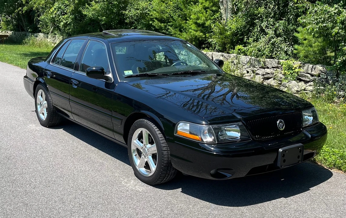 2004 Mercury Marauder - Image 8 of 31